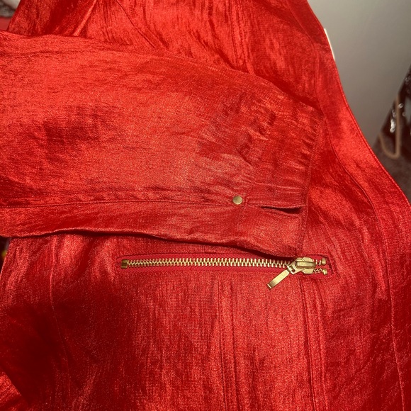 Chicos red jacket. Like new. Lightweight. Shiny red gorgeous. Spring-summer. - Picture 3 of 5